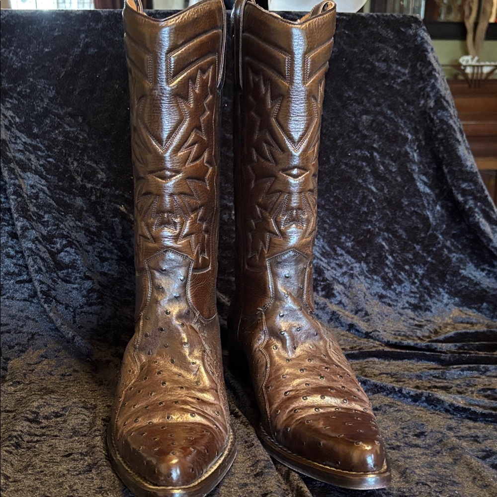 Mezlan Brown Leather Cowboy Boots with Embossed Star Stitching